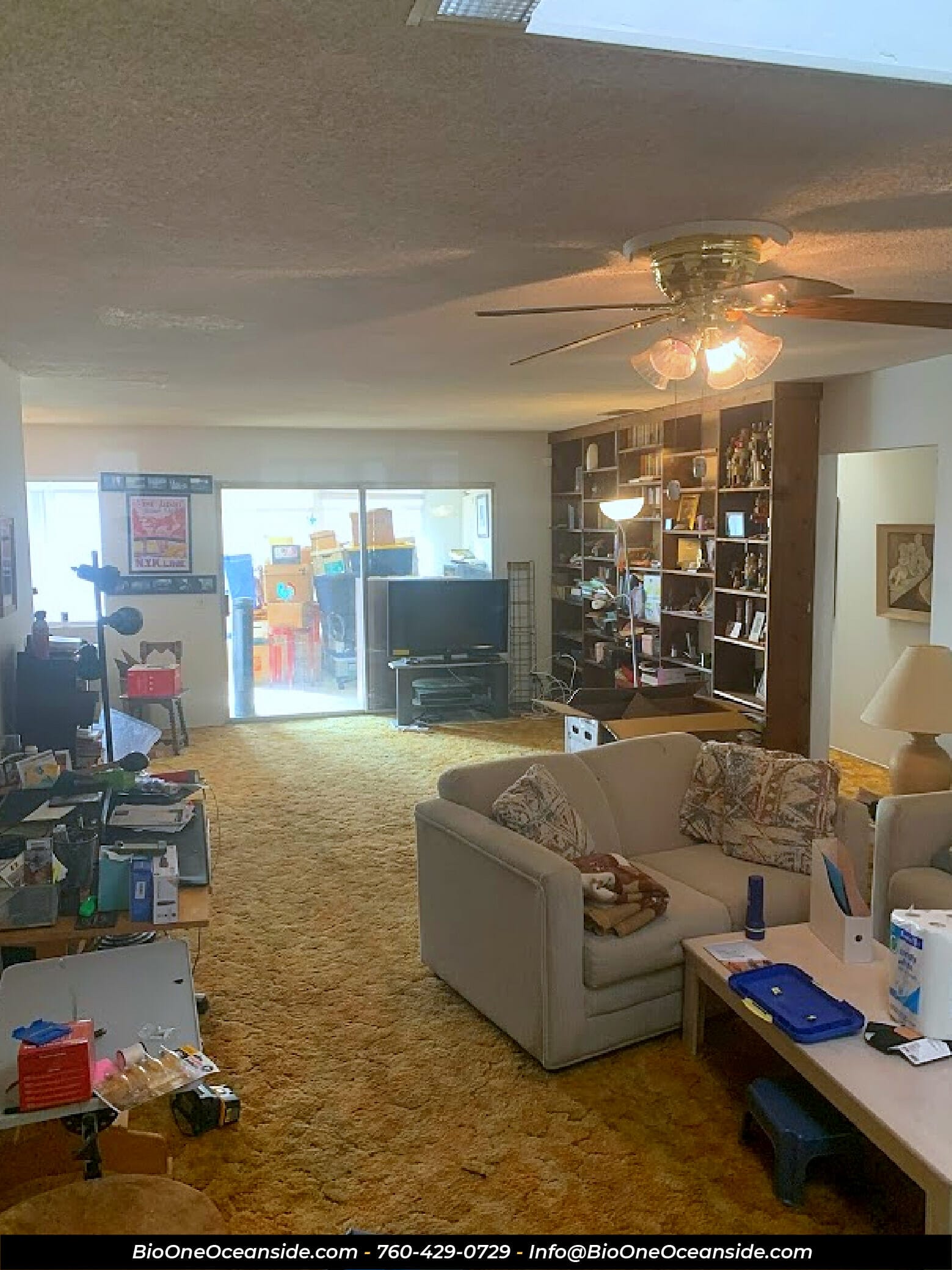 Decluttered living room. Photo credit: Bio-One of Oceanside.